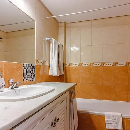 Sea View Studio أذيخي