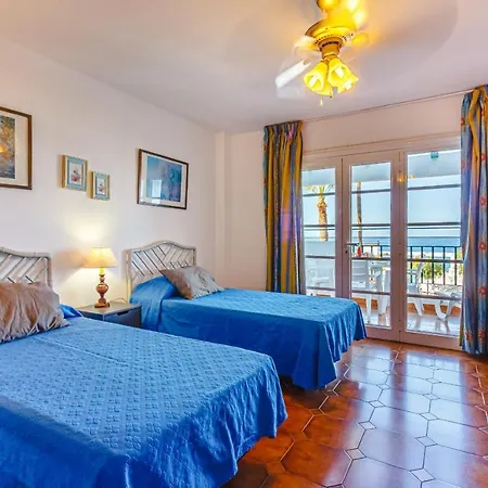 Sea View Studio شقة